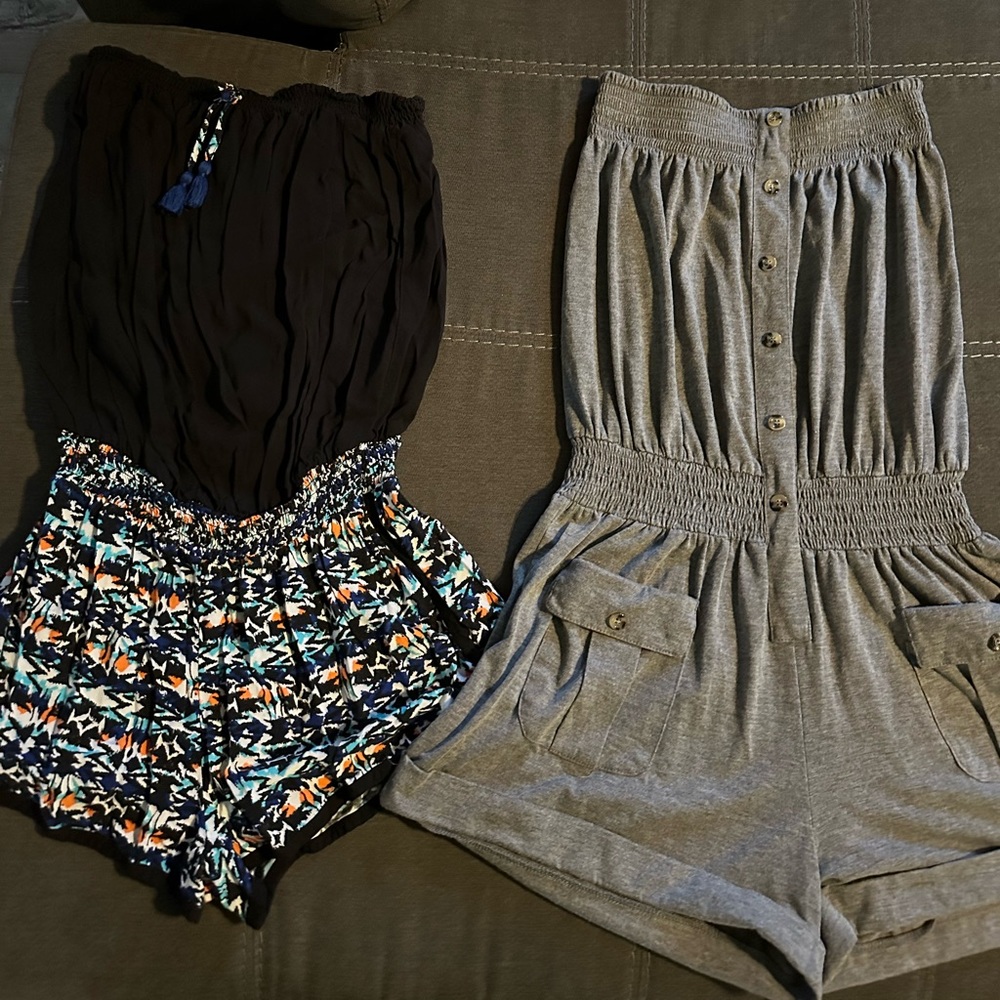 Lot of two Rompers shorts Medium